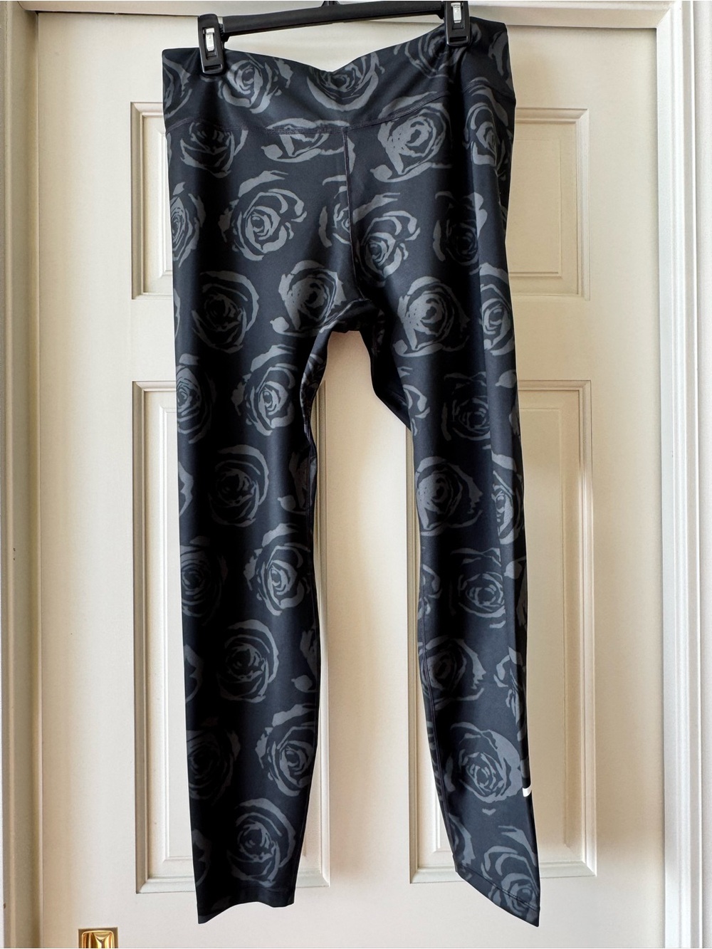 Black Floral Print Nike Women’s Leggings Portland Thorns